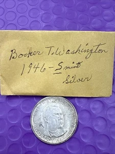 ❤️ 1946 S US Mint silver half dollar, Booker T Washington Commemorative (2428) - Picture 1 of 3
