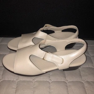 SAS Tripad scarpe comode punta aperta beige chiaro taglia 10 N 208988 sandalo tacco basso - Foto 1 di 15