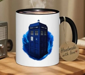 BBC Doctor Who Logo Tasse BLAU TELEFONZELLE TARDIS Kaffeetasse - Bild 1 von 2