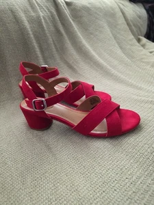 Style & Co Statement Red Suede-like Amariss Block Heel Sandals 6.5M No Box - Picture 1 of 5