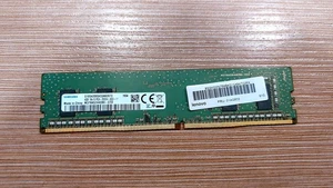 Samsung RAM M378A5244CB0-CTD 4GB DDR4 2666MHz 288Pin DIMM no ECC - Imagen 1 de 1