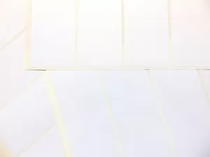 120 38x21mm Rectangular Plain Blank Gloss White Paper Stickers Sticky Labels - Picture 1 of 1