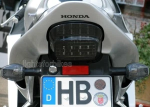 LED Heckleuchte Rücklicht schwarz Honda CBR 1100 XX smoked tail light - Picture 1 of 3