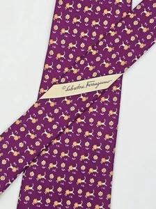 Salvatore Ferragamo Tie Floral & Lion Print Silk Purple Necktie Width 3 1/4" - Picture 1 of 6