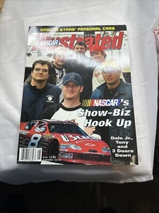 VTG Nascar Illustrated, Aug 2003, Dale Jr w/3 Doors Down , Nascar Stars Cars - Imagen 1 de 5