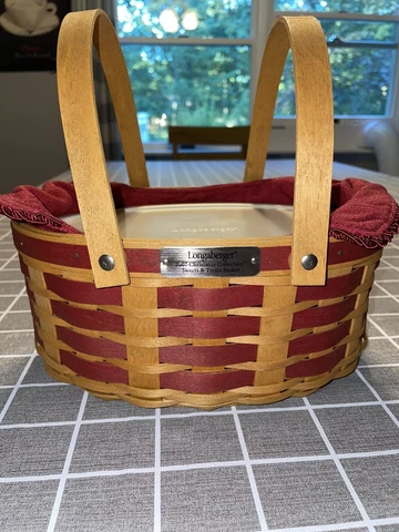 2007 Longaberger Christmas Sweets & Treats Basket w/Liner, Heavy Duty Protector Cover
