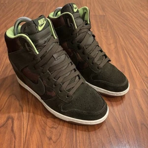 Nike Womens 8 Sky Hi Hidden Wedge Camo Print Sneakers Green and Brown - Picture 1 of 7