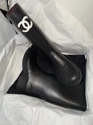 Chanel 22K Black White Caoutchouc CC Logo High Pull On Rubber Rain Boots 38 - Image 1 of 3