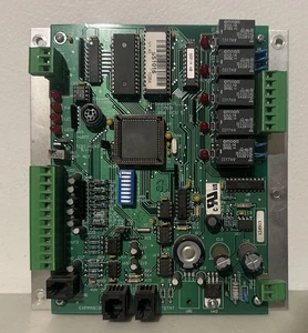 AAON Wattmaster VCM Control Board TUC-5R YS101816 W/ Mounting Plate *Tested* - Picture 1 of 1