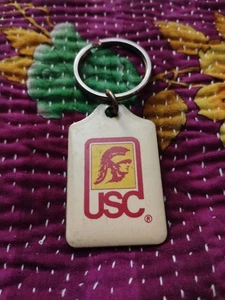 Vintage U.S.C. Trojans Logo Keychain NCAA College Football Metal Enamel Key fob - Picture 1 of 4