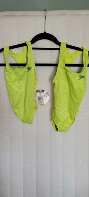 2 New GIRL'S SIZE 4 & 5 SPEEDO ONE PIECE CROSS BACK SWIMSUIT Neon Green - Image 1 of 3