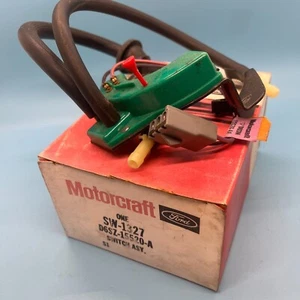 77-79 Ford Thunderbird Cougar Lincoln 76 Mark 4 Backup light Switch D6SZ-15520-A - Foto 1 di 3