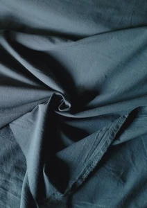 Dark Peacock Teal Sandwashed Cotton Crepe Medium-Weight Shirting - So Delicious! - Picture 1 of 1