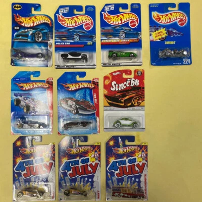 Hot Wheels 2004 Zombot Race World Batmobile #001 10 Cars Batman DC Twin Mill New - Image 1 of 4