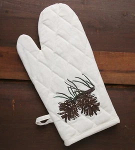 Pine cone oven mitts, 100% cotton, embroidered, new - Picture 1 of 1