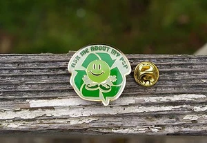 Wal-Mart Ask Me About PSP Recycling Metal Enamel Employee Lapel Pin Pinback - Imagen 1 de 5