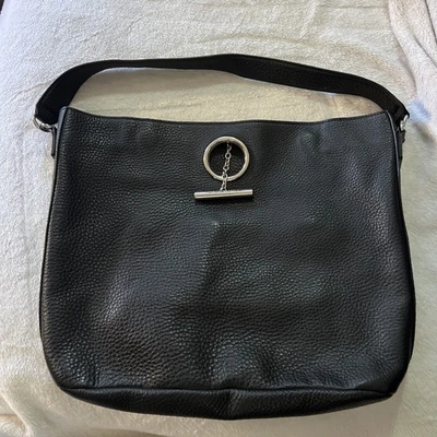 Bolso Hobo Chelsea Henri Bendel Negro Foto 1 de 4