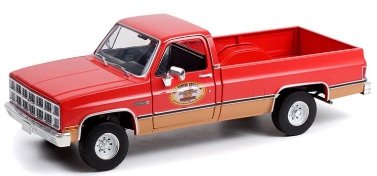 GREENLIGHT,1982 GMC K-2500 Sierra red, 1/18, GREEN13612 - Image 1 of 1