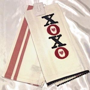 Valentine's Kitchen Set of 2 Nicole Miller Towels XOXO Home Embroiedered NEW - Picture 1 of 2