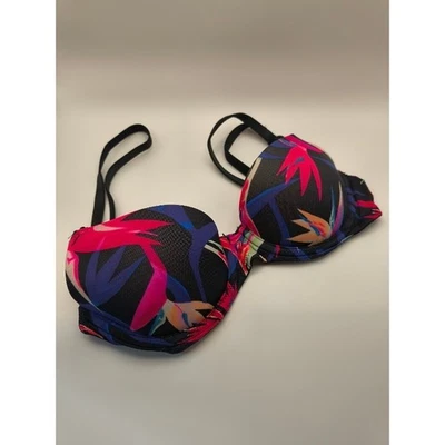 Sujetador ROSA Victoria's Secret Tropical Floral Sin Tirantes Talla 30A Foto 1 de 4
