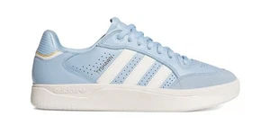 Mens adidas Tyshawn Low JH8148 Clear Sky / Chalk White / Gold Metallic 10m NEW - Picture 1 of 10
