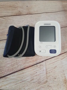 Omron Blood Pressure monitor/cuff M3 HEM-7154-E - Picture 1 of 5
