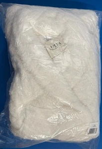 NEU - weißer Morgenmantel in Originalverpackung - L/XL Ulta - Bild 1 von 3