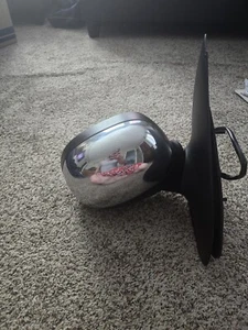 Fit Syst. 61133F,RH Side Mirror Black W/Chrome, Heated For 97'-02' Ford Expdt. - Picture 1 of 4