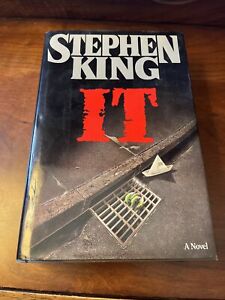 Stephen King IT HC Book w/ DJ True 1st Edition 1st Print Viking $22.95 on DJ