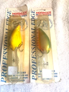 2 NUOVI 1991 Confezioni Vintage NORMAN LURES Rick Clunn Design DD22 DD 22 CRANKBAITS - Foto 1 di 2