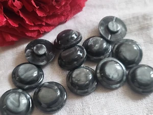 Lot 12 petits boutons vintage à pied travaillé gris chine 1,5 cm ref2430 - Bild 1 von 3