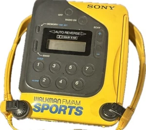 Sony Sports Walkman FM/AM Radio Cassette Player WM-F2078 W/ Headphones Works VTG - Picture 1 of 1