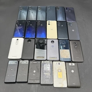 Lotto 24 - Telefoni Motorola - Vari Modelli Galaxy - Solo per ricambi o riparazioni - Foto 1 di 18