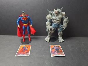 Mcfarlane DC Multiverse Devastator Batman Earth -1 und Superman Figur 2 Stück - Bild 1 von 9