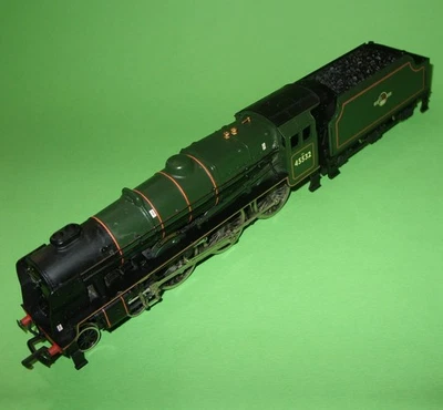 Mainline / 37066 BR 7P Rebuilt Patriot Class 4-6-0 Loco 'Illustrious' - Image 1 of 4