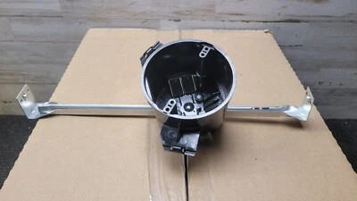 20x CAJA Nuevo Trabajo 25 pulgadas cúbicas Techo Redondo Caja Eléctrica con Ventilador de Barra Colgante Foto 1 de 4