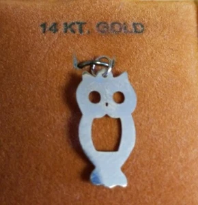 Vintage NOS Griffith 14k Anhänger detailliert Eule  - Bild 1 von 2