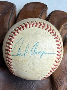 Cecil Cooper Signed Autographed Vintage Baseball - Picture 1 of 2