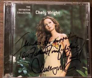 Chely Wright ~ The Definitive Collection ~ Autographed Jacket & CD ~ New(Other) - Imagen 1 de 3