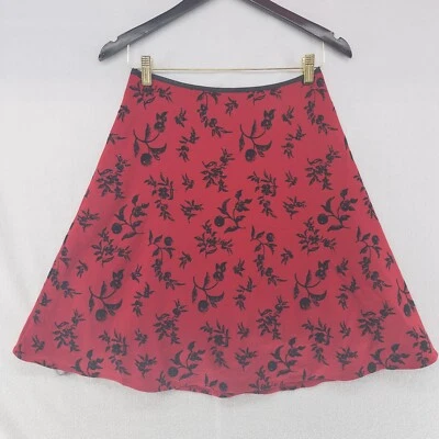 Falda corta acampanada con cierre de cremallera con patrón floral rojo Speechless para mujer talla 3 Foto 1 de 4