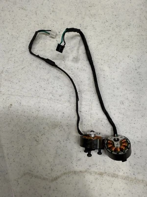 Lote de 2 motores pequeños Outrunner delanteros sin escobillas CC & CCW DC para drones 014 Foto 1 de 2