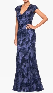 Betsy Adam A26935 Kleid Blumen bestickt Flügelärmel Größe 6 (309 $) marineblau - Bild 1 von 2