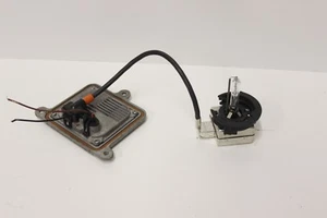 P80671 2012 13 14 2015 Tesla Modelo S Faro Lastre Xenón con Bombilla Xenón Fabricante de Equipo Original - Imagen 1 de 7