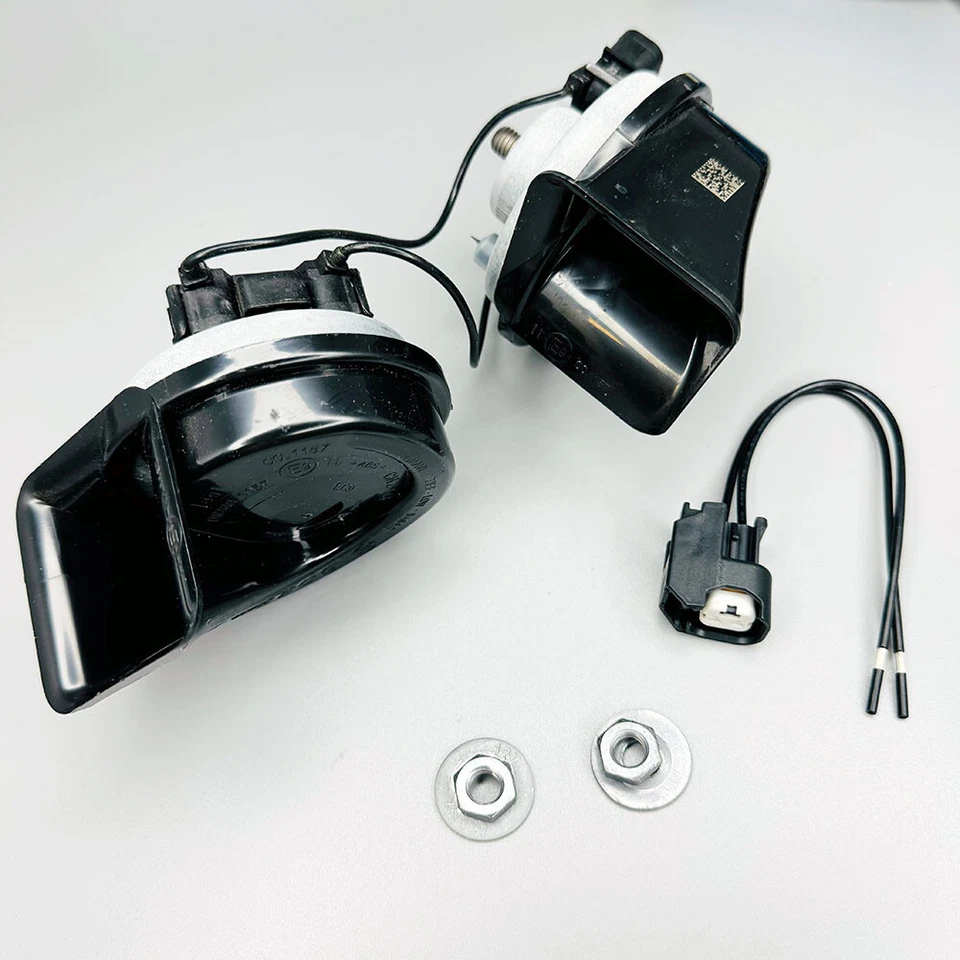 OE GENUINE Right & Left / High & Low Tone Horn For Jaguar XJ6 XJS 1979-1996 - Image 1 of 4