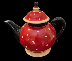 Teiera a forma di creatore rosso nero con pois bianchi 6,5” x 6” - Foto 1 di 20