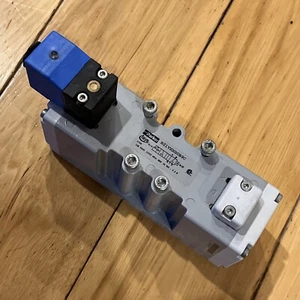 isys Parker H21VXXG0B9C Magnetventil 2 Stellungen 145 PSI 24VDC NOS - Bild 1 von 4