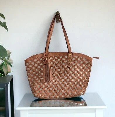 BIG BUDDHA Coral Bolso de Mano Bolso de Hombro Cartera Cuero Vegano Adornos Dorados Foto 1 de 4