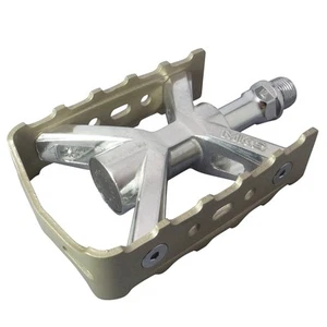 MKS (Mikajima Works) Bicycle Pedal ESPRIT (Esprit) Titanium color - Picture 1 of 3