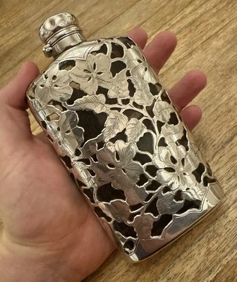 Maravilhoso Grande Sobreposição Americana de Prata Maciça Hipflask, Gorham (?), c1886 - Imagem 1 de 4