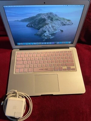 MacBook Air 13 2012 | 1.8 i5 4GB 256GB | Pacote - Imagem 1 de 4